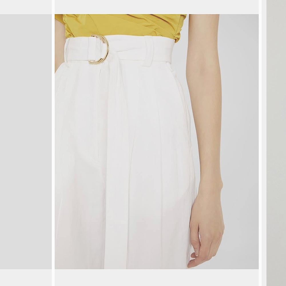 White Belted Wide-Leg Pants
Cotton Linen and Silk-Blend